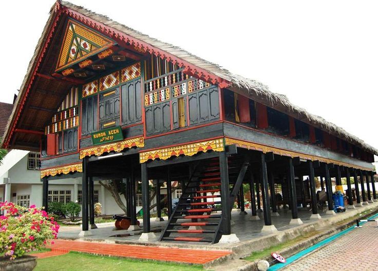 rumoh aceh nanggroe aceh darussalam indonesia